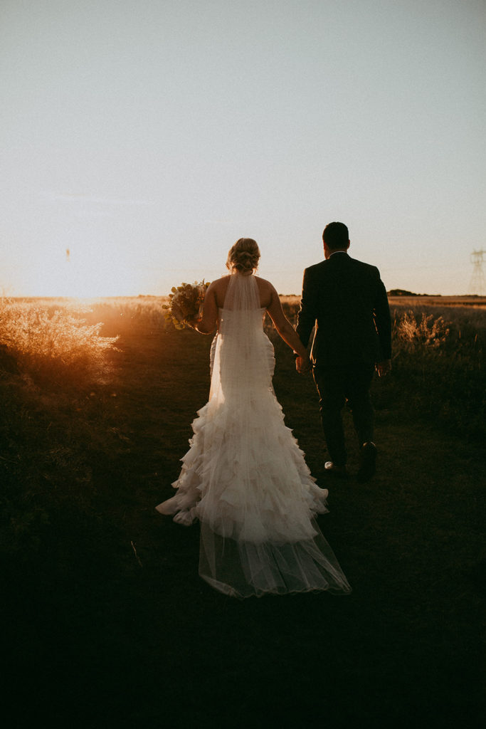 fall inspired sunset photos for this prairie wedding