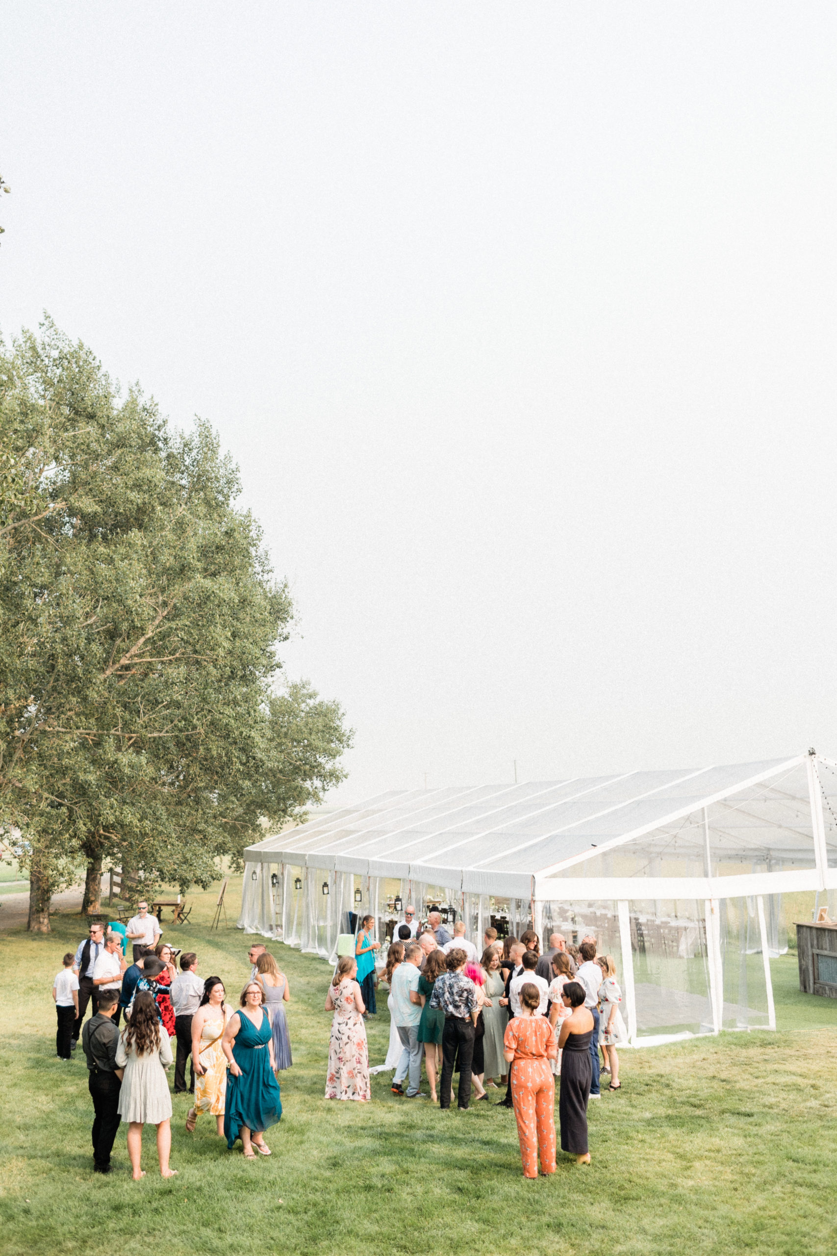 An outdoor wedding in the Canadian Prairies - A reception to remember
